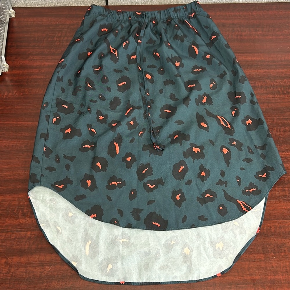 Leopard print skirt